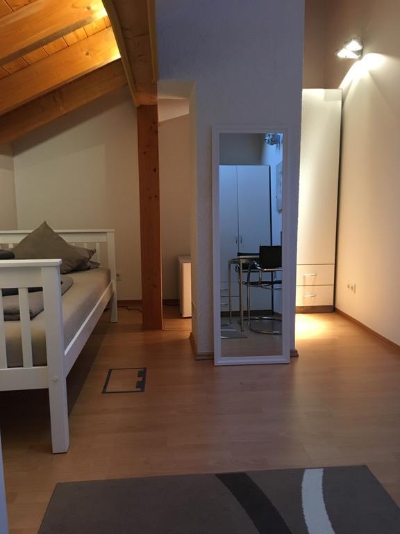 Kleine 5 - Feines Wohnen Auf Zeit Bed & Breakfast Karlsruhe Dış mekan fotoğraf